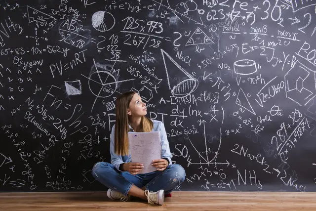 Mathematik ist das Fach mit dem höchsten Nachhilfebedarf – die Arbeiterkammer Steiermark fordert daher eine dringende Reform des Unterrichts. | Foto: panthermedia/halfpoint