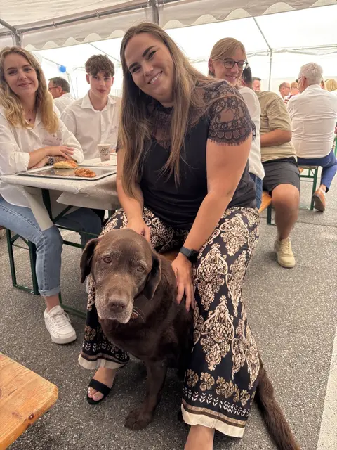 Tochter Katharina mit Hund Buddy | Foto: MeinBezirk/Gabriela Sommer