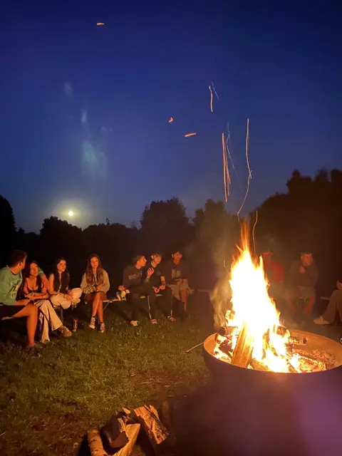 Beim gemütlichen Lagerfeuer fand der Tag sein Ende. | Foto: Kinderfreunde Mühlviertel