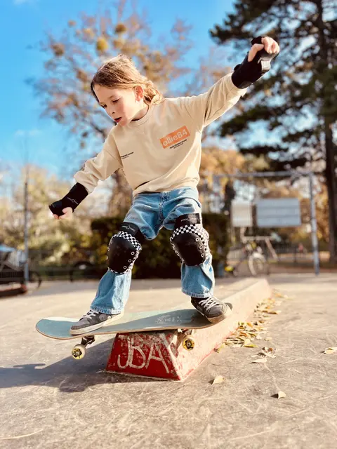 Auf der Skateanlage können Amateure und Profis unter Anleitung ihr Können auf vier Rollen unter Beweis stellen. | Foto: Skate4Fun