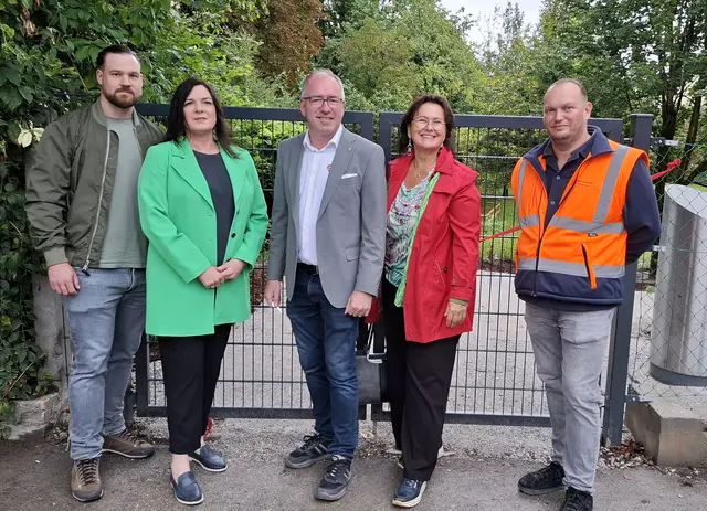 Michael Kabach, Vize-Bgm. Ingrid Zimmerling, Bgm. Alexander Stangassinger, Brigitte Mooslechner und Gerhard Fiegl. | Foto: Josef Wind