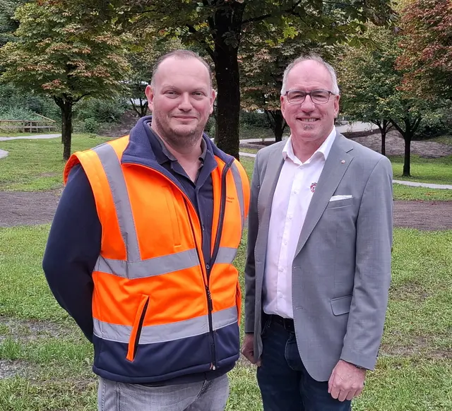 WiHo-Leiter Gerhard Fiegl und Stadtchef Alexander Stangassinger. | Foto: Josef Wind