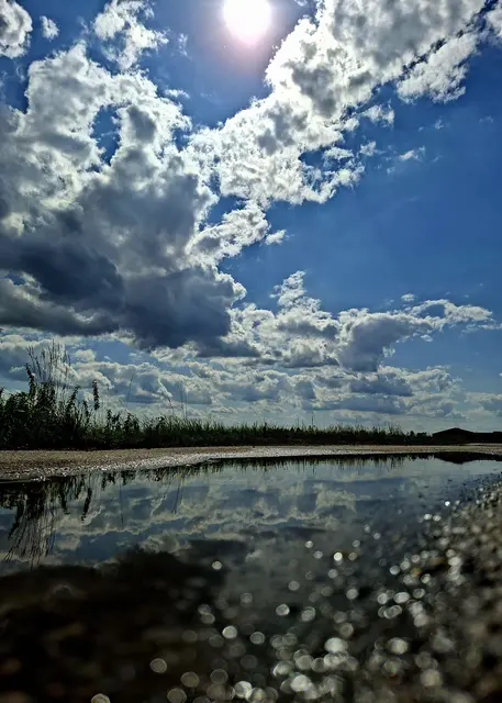 Am Sonntag zeigt sich die Sonne in weiten Teilen Niederösterreichs, nur einzelne harmlose Wolken ziehen am Nachmittag über den Himmel. | Foto: Lilia Olchowa