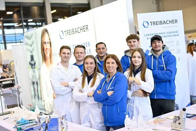 Manuela Duller, Lehrlingsausbildung Treibacher Industrie AG Chemie und Lehrlinge bei der Klagenfurter Lehrlingsmesse | Foto: Treibacher Industrie AG