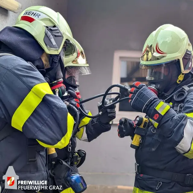Übungen und Einsätze stehen bei der FF Graz immer wieder am Programm. | Foto: FF Graz