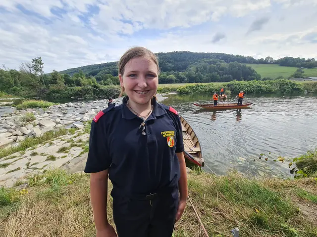 Melissa Wammerl am Ufer der Traisen während des Abschnittsjugendlagers! | Foto: Cornelia Strobl