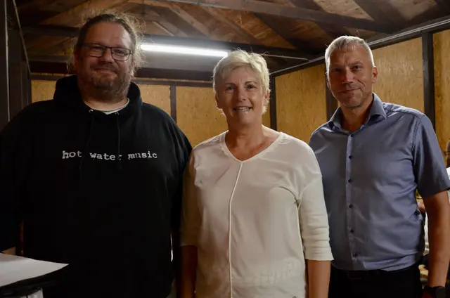 Quizmaster Thomas Doppelreiter mit Bürgermeistern von Seebenstein Marion Wedl und Geschäftsführender Gemeinderat Ewald Grof. | Foto: Elisabeth Peinsipp