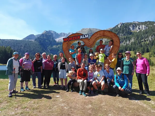 Neun Mütter aus ganz OÖ und ihre Kinder verbrachten im Landesjugendhaus auf der Wurzeralm eine Mutter-Kind-Woche. | Foto: kfb OÖ