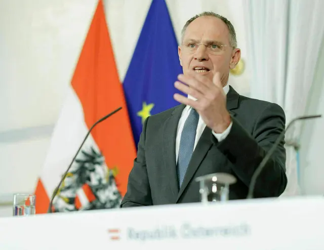 Innenminister Gerhard Karner (ÖVP) informiert über den gezielten Cyberangriff auf die IT-Systeme des Innenministeriums. | Foto: BKA