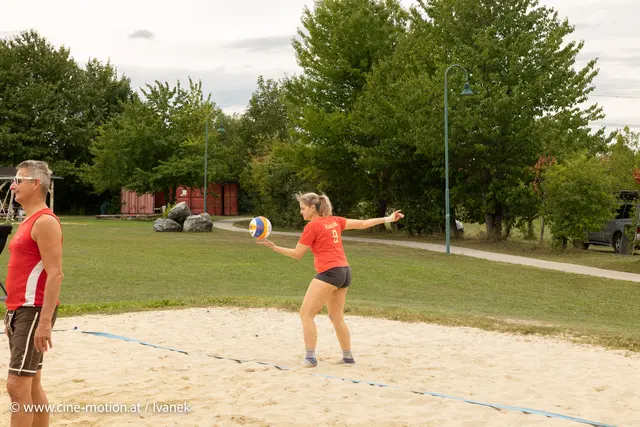 Hasime Nell auch bekannt als Susi - die Obfrau der Hinkelsteine. | Foto: www.cine-motion.at / Ivanek