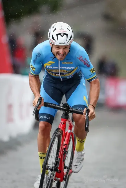 Der Imster Radprofi Daniel Federspiel gewinnt den 44. Ötztaler Radmarathon. | Foto: Reinhard Eisenbauer