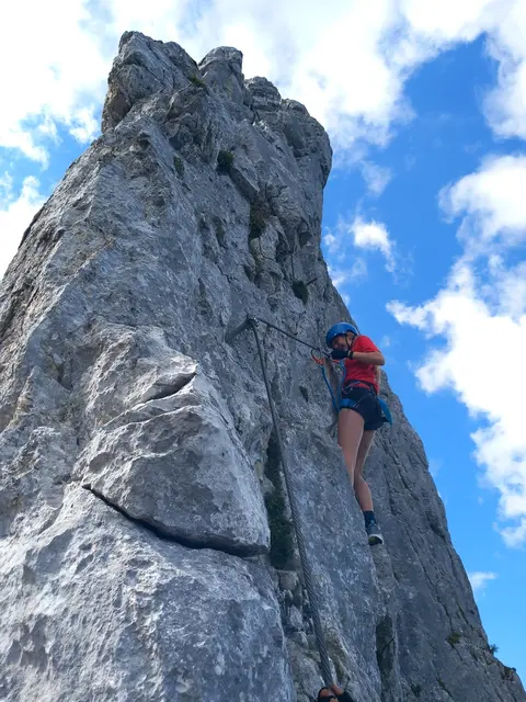 Gleich nach den Bewerben ging es noch am Sonntagnachmittag für Alexander und Pauline Steiner auf den Klettersteig am Feuerkogel.  | Foto:  Steiner