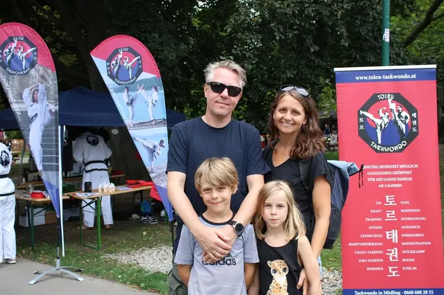 Die Kinder von Familie Wurzel begeisterte Landhockey
