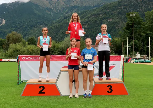 3000 m Siegerin Pauline Steiner bei den LM U 16.  | Foto: ULC Grein