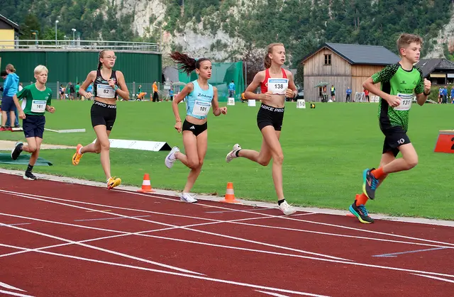 3000 m Siegerin Pauline Steiner (138) bei den LM U 16.  | Foto: ULC Grein
