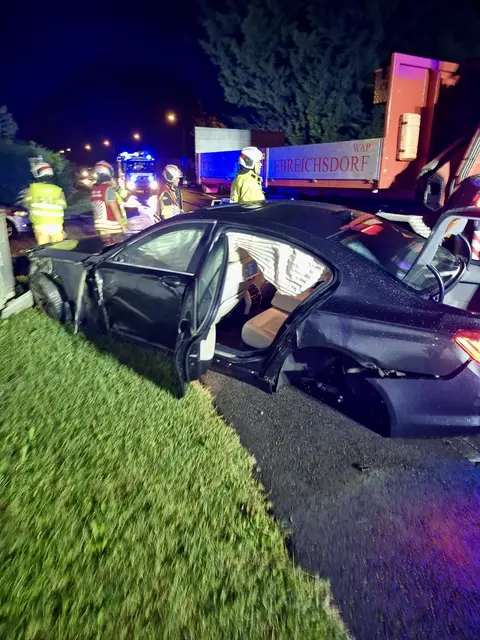 Unfallstelle auf der B16 im Ortsgebiet Ebreichsdorf. | Foto: Thomas Lenger/Monatsrevue