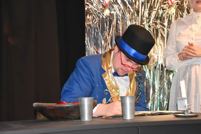 Der Erfinder Christian Czapek wird im Musical von Benjamin Baumgartner dargestellt. | Foto: Alexandra Goll