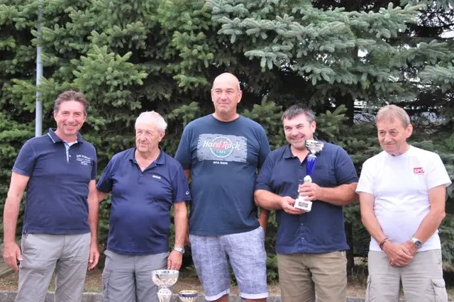 Team Mattes 1 sicherte sich den Sieg beim Pernersdorfer Gemeindeturnier. | Foto: TSV Pernersdorf