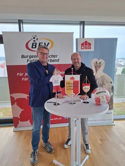 BFV-Präsident Johannes Wutzlhofer (l.) und OSG-Vorstandsobmann Alfred Kollar präsentierten die Eckpunkte der neuen Partnerschaft.  | Foto: BFV