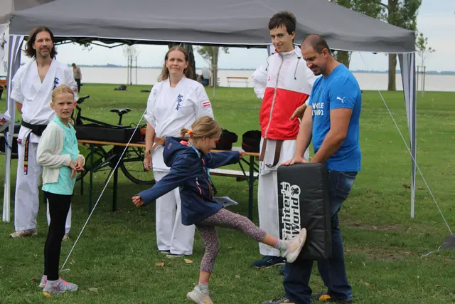 Die Kinder können in Sportarten hineinschnuppern, die sie sonst wohl nie ausprobieren würden. 
