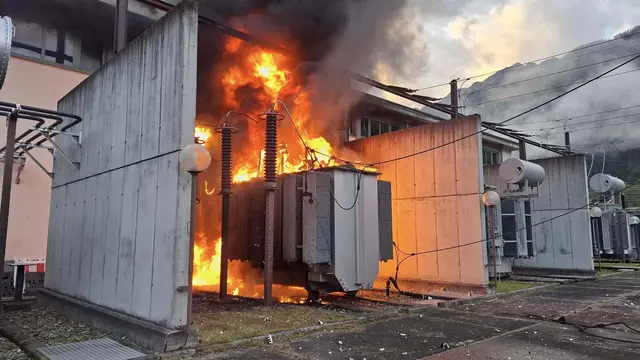 Ein Trafo im Kraftwerk Außerfragant stand in Flammen. | Foto: FF Flattach-Fragant