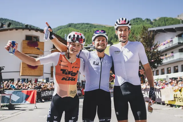 Die ersten Drei der Herren, von links: Jonas Holzknecht (2.), Daniel Federspiel (1.) und Matthias Reutimann (3.). | Foto: Großer/Ötztaler Tourismus