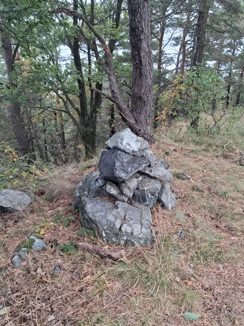 Ein gewöhnlicher Steinhaufen