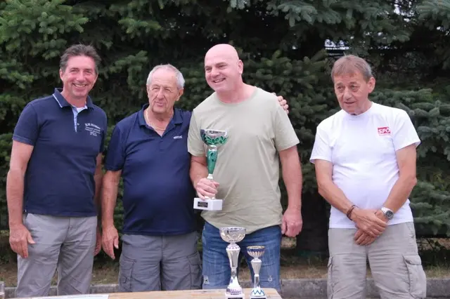 Team Amon sicherte sich Platz 2. im Stechen. | Foto: TSV Pernersdorf