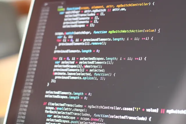 Nach einem Cyberangriff auf die IT-Systeme des Innenministeriums am Wochenende drängen Experten dazu die lang geplante EU-Richtlinie zur Netz- und Informationssicherheit (NIS 2) in nationales Recht zu gießen. | Foto: pixabay (Symbol)