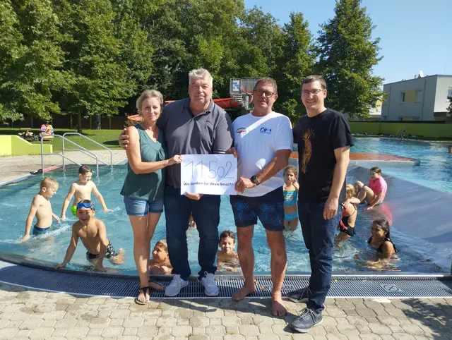 Foto v.l.n.r.: Gerlinde Foisner, Vbgm. Günther Straub, Michael Knaup, GGR Andreas Jagschitz | Foto: Gemeinde Felixdorf