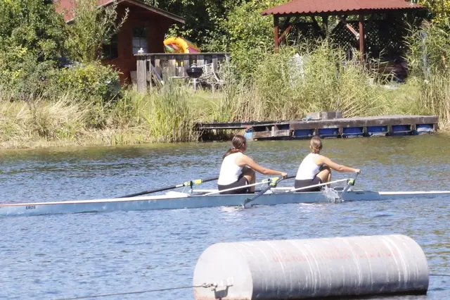 Sowohl Emma Mordax als auch Natascha Holysz triumphierten im Juniorinnen A Einer und sicherten sich jeweils die Goldmedaille. | Foto: Ruderverein Alemannia