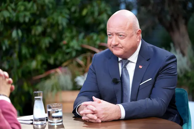 Die Lebensmittelpreise könnten laut Stocker um acht Prozent billiger sein, wenn der "Österreich-Aufschlag", eine Lieferbescheinigung für kleinere Länder, nicht existieren würde. | Foto: ORF/Roman Zach-Kiesling