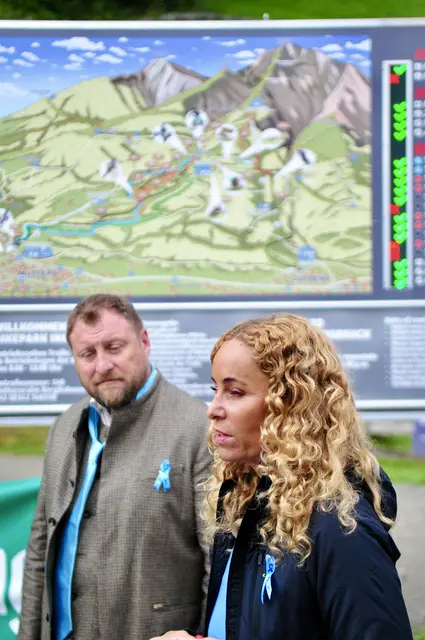 Landesrätin Eva Pawlata und Florian Klotz von der Krebshilfe Tirol unterstrichen die Wichtigkeit der Vorsorge. | Foto: Hassl