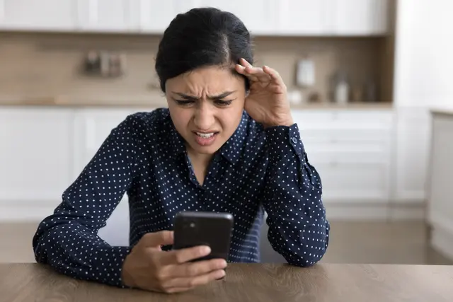 Sie wurde aufgefordert, über einen zugeschickten Link ihre Adress- und Kreditkartendaten einzugeben (Symbolfoto) | Foto: stock.adobe.com/at/fizkes