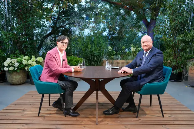 Themen wie die Wirtschaftskrise und die Teuerung wurden mit Moderator Klaus Webhofer besprochen. | Foto: ORF/Roman Zach-Kiesling