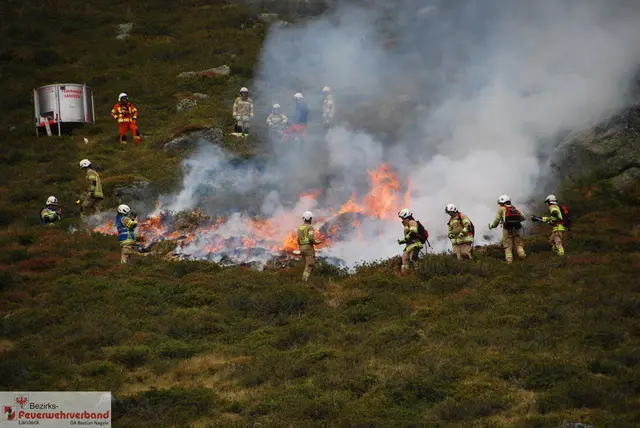 Kontrollierte Brände zeigten den Einsatzkräfte die Auswirkungen in der Vegetation. | Foto: BFV Landeck