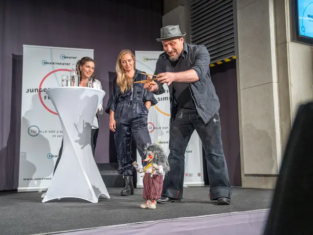 Tanz, Musik und Figuren sind Teil des Programms, welches bereits im Frühjahr teilweise vorgestellt wurde. | Foto: Valentina Marinelic