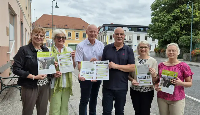 Sigrid Schalhas, Michaela Engl, Martin Leonhardsberger, Otmar Garschall, Elisabeth Koppatz und Petra Irschik. | Foto: Stadtgemeinde Mank
