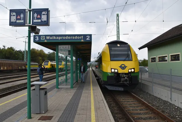 Der Bahnhof Wulkaprodersdorf ist derzeit eine Großbaustelle, die im Dezember 2025 abgeschlossen sein soll. | Foto: Angelika Illedits