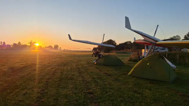 Während der Reise genossen die beiden Steirer herrliche Landschaften – von der Luft und vom Boden aus. | Foto: Taferner/Klug