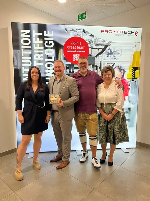 Spendensammeln beim Charity-Ganslessen.