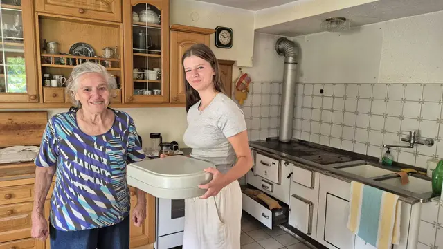 Klientin Anna Mitschan mit Hannah Oberbauer aus Neumarkt i.Mkr. | Foto: SMB Lasberg