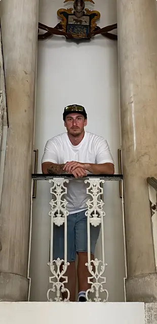 Früher ist Knospe schon unter anderen Namen bei Underground Rap Veranstaltungen in Österreich aufgetreten, da ihn Rap seit seiner Kindheit und bei einigen Schicksalsschlägen begleitet hatte.  | Foto: Knospe