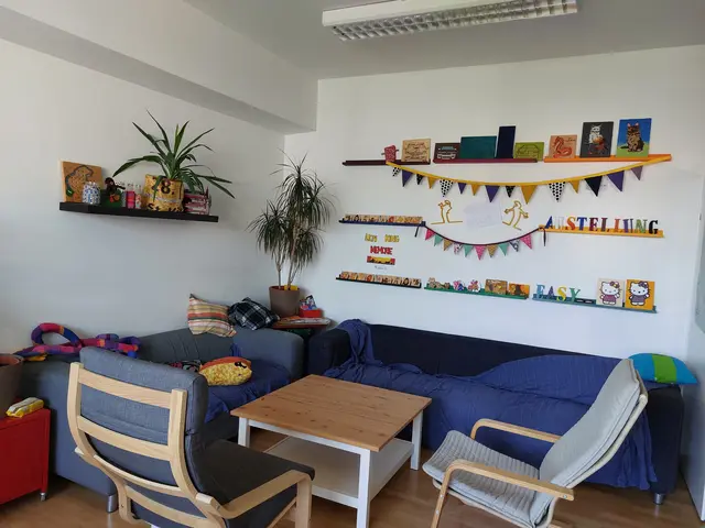 Die Jugendlichen können beim Projekt "easy" Produkte aus Holz und Textil anfertigen. Dadurch sollen sie an eine geregelte Tagesstruktur herangeführt werden.  | Foto: Caritas Salzburg