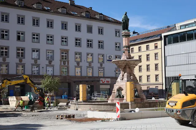Das politische Dauerthema "Neugestaltung Bozner Platz" sorgt erneut für Diskussion. | Foto: Stadt Innsbruck
