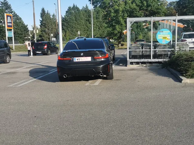 Der Gast mit WB-Kennzeichen hatte es schwer, die Parklücke zu treffen. | Foto: Name d. Fotografen d. Red. bekannt