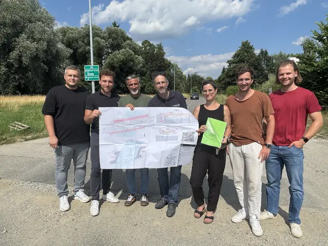 Nicht nur ein Teil der Schüttgasse, sondern auch die Brücke über die Tiebel werden in den  nächsten Wochen saniert.  | Foto: MeinBezirk/Isabella Friessnegg