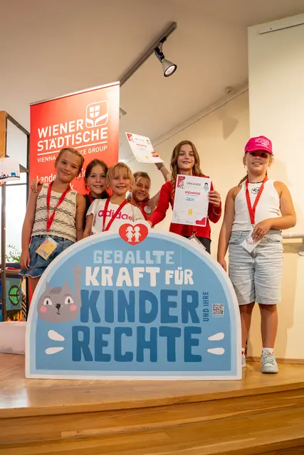 Stadtoberhäuper: Oliver und Julia sind zum Bürgermeister bzw. zur Bürgermeisterin, Sebastian und Nina zu Stellvertreter bzw. Stellvertreterin gewählt worden. | Foto: Kinderfreunde Steiermark