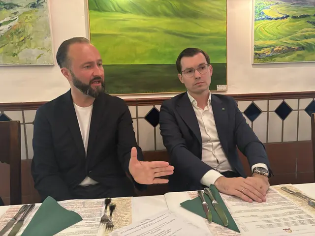 Gespräch mit regionalen Medien im Restaurant Schicker in Kapfenberg. | Foto: Hackl