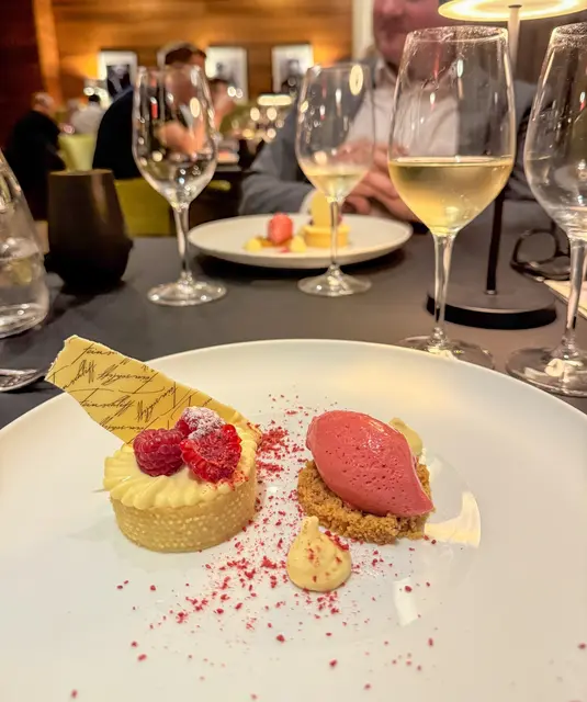 Zum süßen Abschluss gab es verschiedene Dessertvariationen. | Foto: Feinschliff